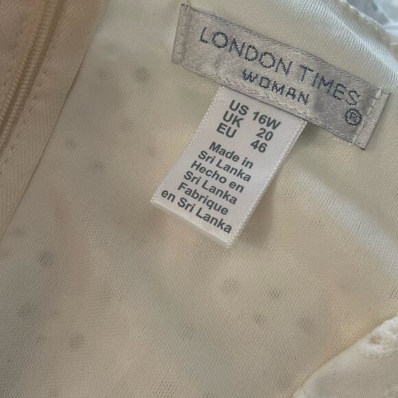 London Times Plus Size Eyelet Wrap Dress Ivory Women’s Sz 16W - Picture 6 of 9